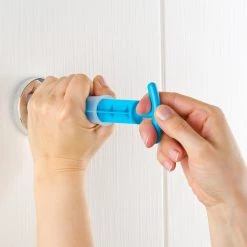 WENKO Porte-serviettes Vacuum-Loc Quadro II - Acier inoxydable / ABS - Chrome -Accessoires de salle de bain Soldes 1000181485 190716 12365200190 MOOD DETAILS P000000001000181485 mood