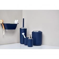 WENKO Set salle de bain Brasil (4 élém.) - Matière plastique- Bleu foncé -Accessoires de salle de bain Soldes 1000238003 210104 10031300450 MOOD DETAILS P000000001000238003 mood