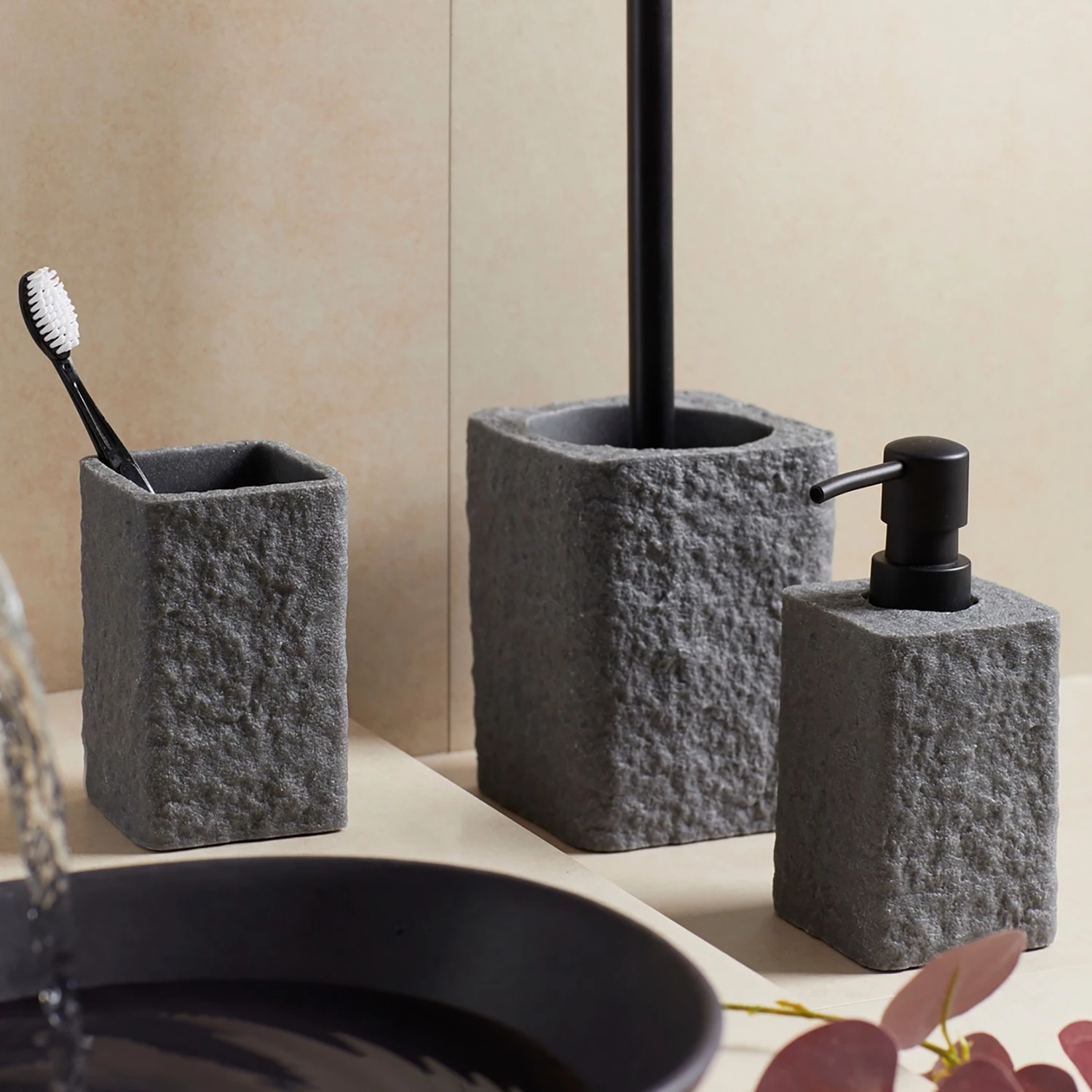 WENKO Set salle de bain Villata (2 éléments) - Anthracite 2 WENKO Set salle de bain Villata (2 éléments) - Anthracite – Image 2