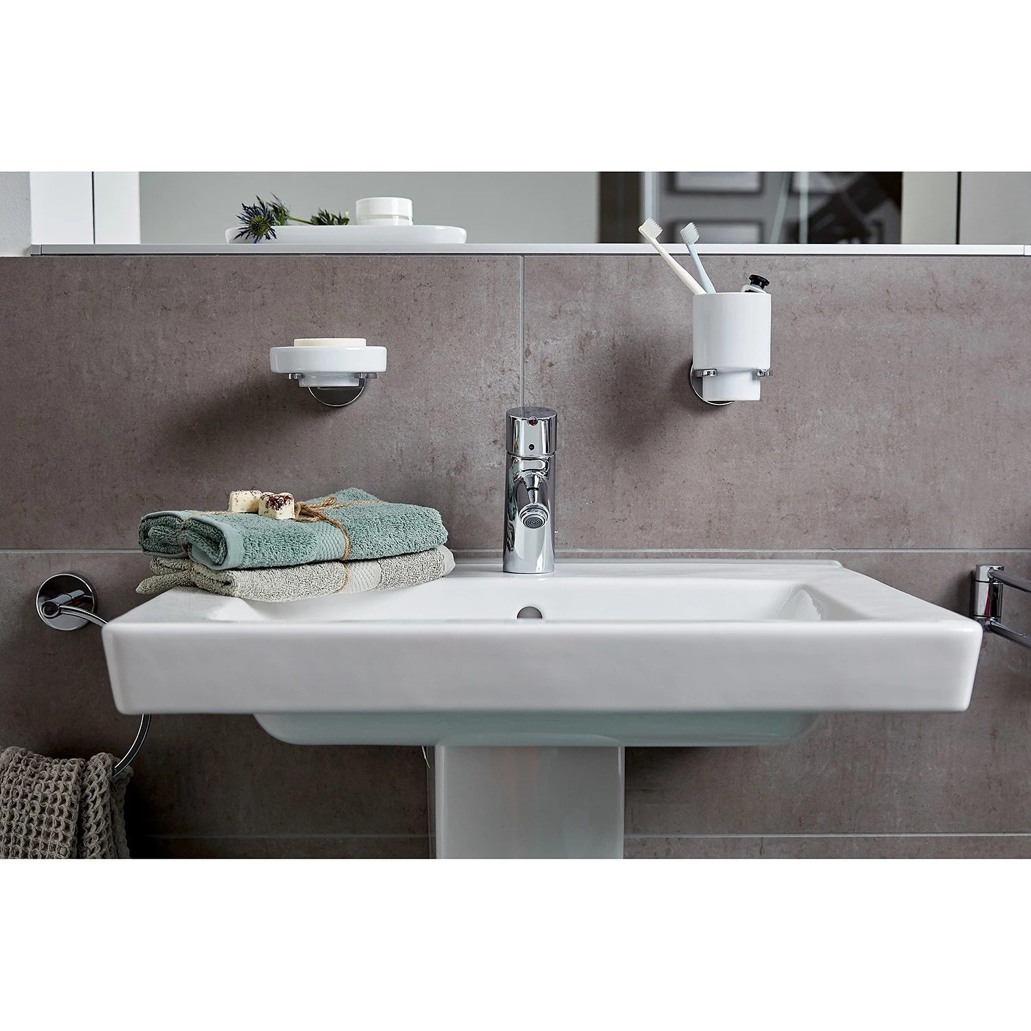 WENKO Verres à dents Capri - Zinc moulé sous pression / Céramique - Blanc 3 WENKO Verres à dents Capri - Zinc moulé sous pression / Céramique - Blanc – Image 3