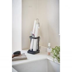 Yamazaki Porte sèche-cheveux Tower - Acier / Silicone - Noir -Accessoires de salle de bain Soldes 1000318563 220107 16174900425 MOOD DETAILS P000000001000318563 mood