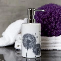 WENKO Distributeur de savon Astera - Céramique - Blanc / Bleu -Accessoires de salle de bain Soldes 1000333138 220218 021 MOOD DETAILS P000000001000333138 mood