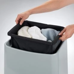 WENKO Tabouret de salle de bain Wing - ABS / Polyester - Gris -Accessoires de salle de bain Soldes 1000333212 220218 030 DETAILS P000000001000333212